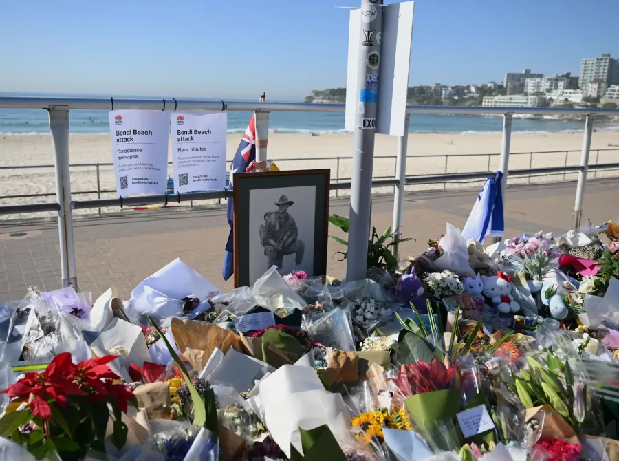 Suspeito de tiroteio em festival judaico na Austrália comparece pela primeira vez ao tribunal