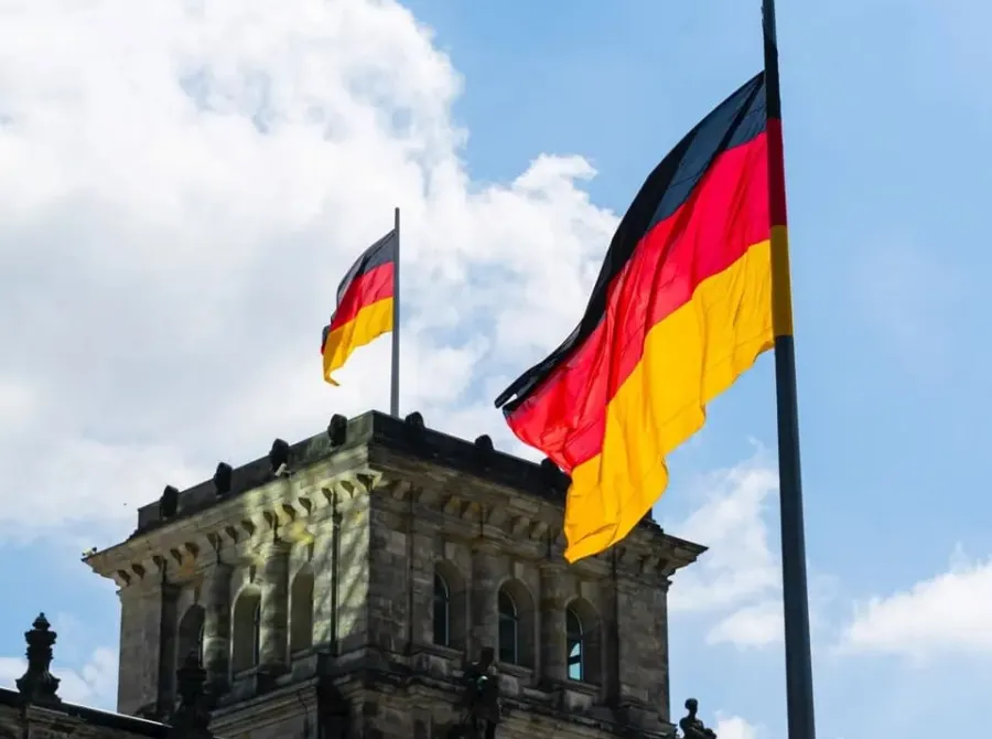 Alemanha: PMI de serviços avança a 53,5 em fevereiro e supera prévia, revela S&P Global