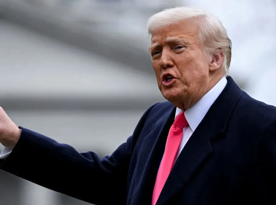 Trump suspende programa de sorteio de green cards; suspeito de tiroteio foi beneficiário