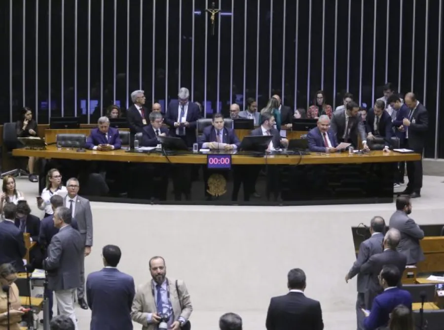 CMO começa sessão para votar Orçamento de 2026