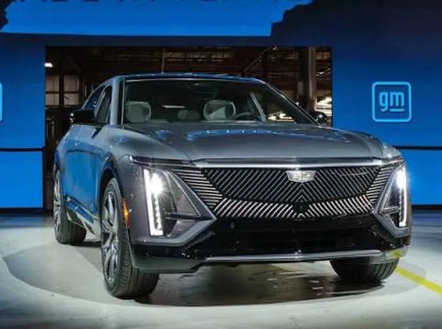 GM assume outro encargo relacionado a veículos elétricos; ação cai em NY