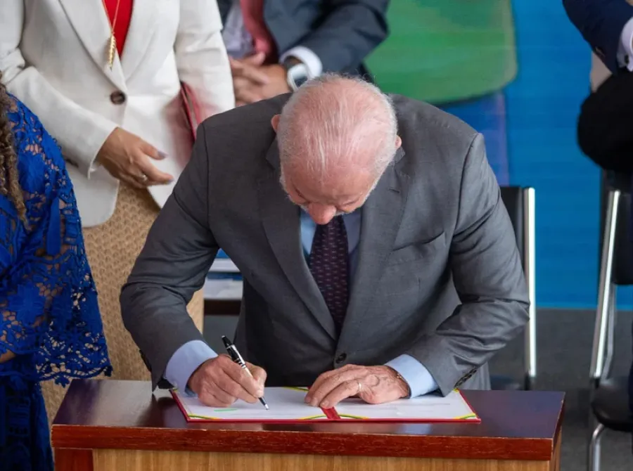 Lula sanciona lei sobre microcrédito e microfinanças, com 2 vetos