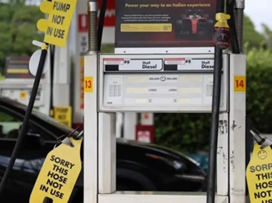 Austrália reduz impostos sobre combustíveis em meio à disparada das cotações do petróleo