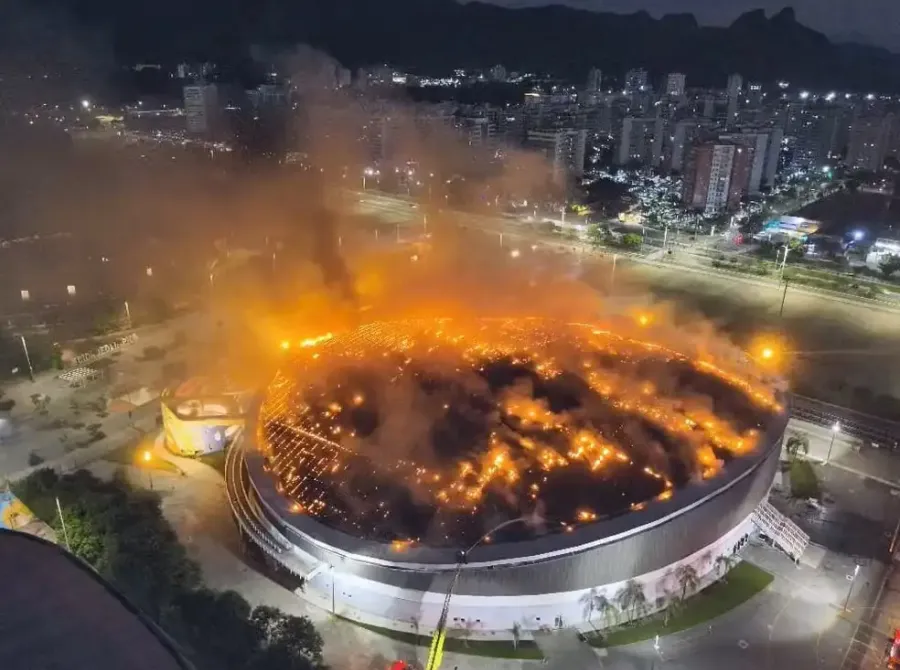 Incêndio atinge Velódromo do Parque Olímpico, no Rio de Janeiro