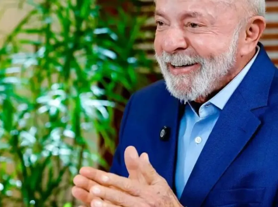 Presidente do PT confirma que Lula será candidato à reeleição