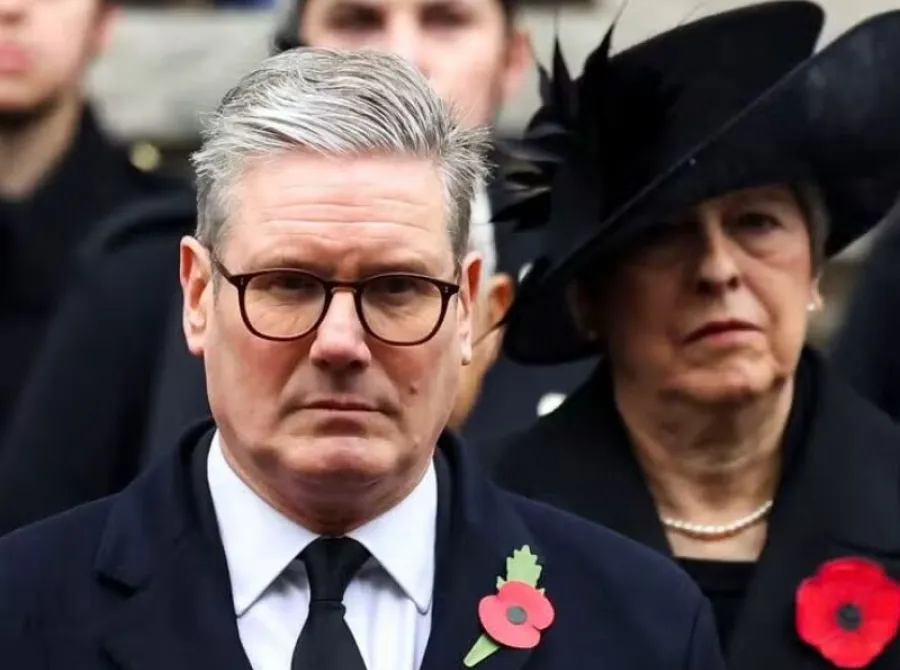 Reino Unido: Starmer descarta renunciar após escândalo envolvendo nomeação de Mandelson