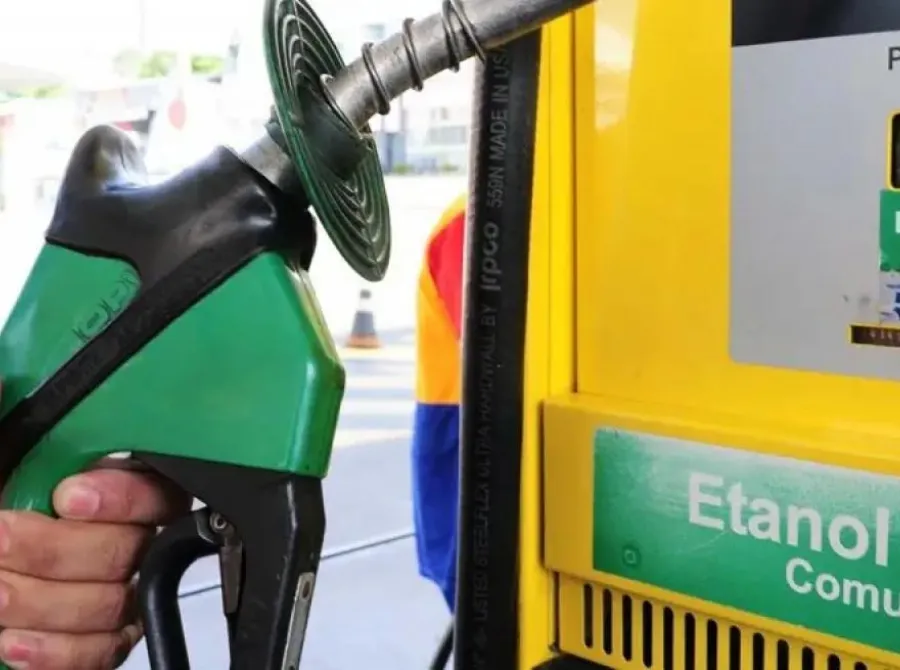 Preço do etanol cai em 12 Estados e no DF, sobe em 9 e fica estável em 4, afirma ANP