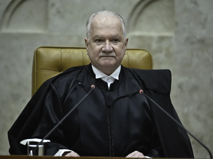 Juízes tem o dever de prestar contas, sem prejuízo de independência, diz Fachin
