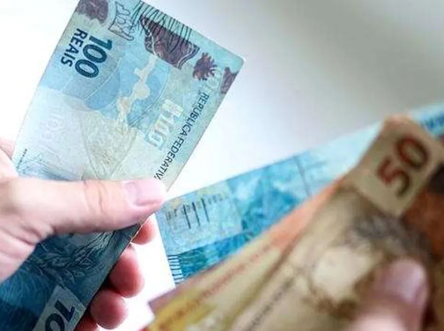 Genial/Quaest: 44% dizem que economia do Brasil piorou nos últimos 12 meses, queda de 2 pp