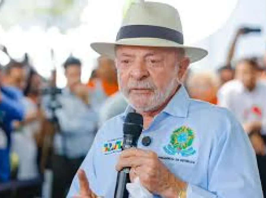 Lula publica lei com Estratégia Nacional do Complexo Econômico-Industrial da Saúde