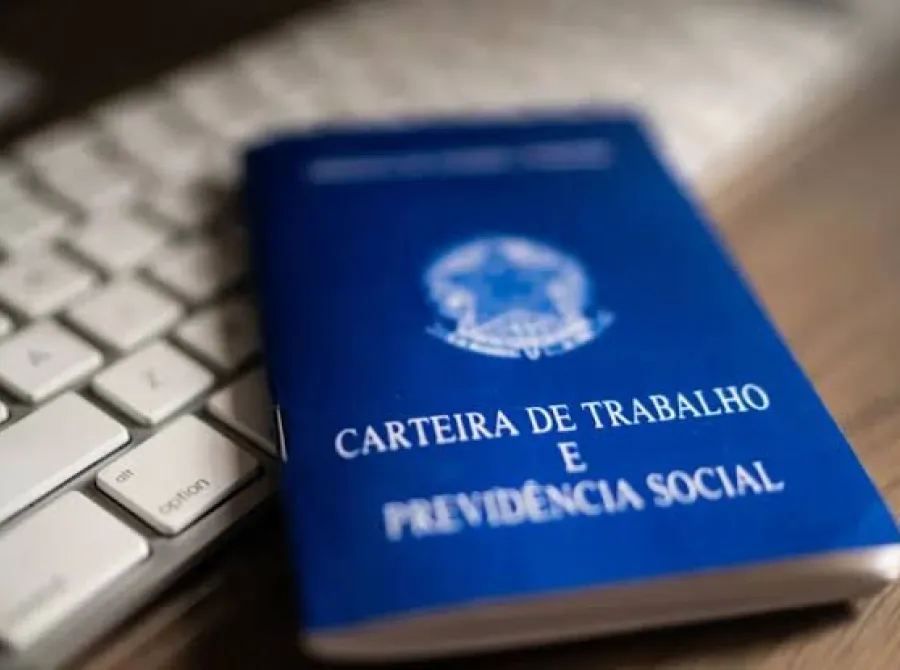 Brasil registra recorde de empregos formais no primeiro semestre e mercado de trabalho mantém ritmo de crescimento