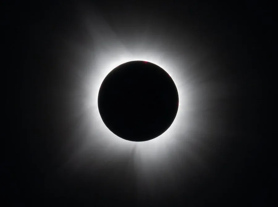 Eclipse solar total desta quarta vai escurecer o céu para 15 milhões de pessoas no mundo