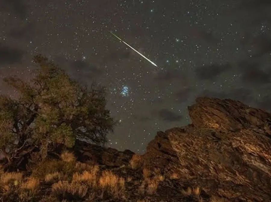 Chuva de meteoros Perseidas atinge o pico esta noite — como observar no Brasil