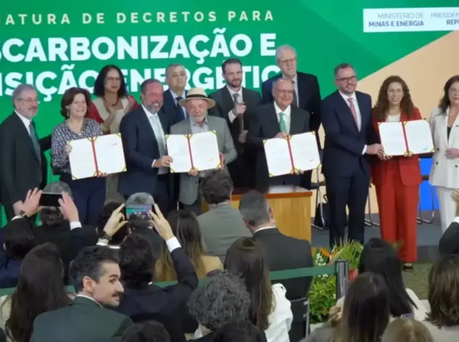 Lula publica decreto que regulamenta mercado livre de energia na baixa tensão